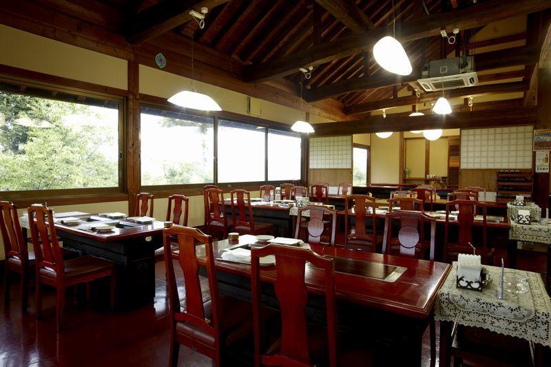 Karasuyamajo Country Club Hotel Экстерьер фото