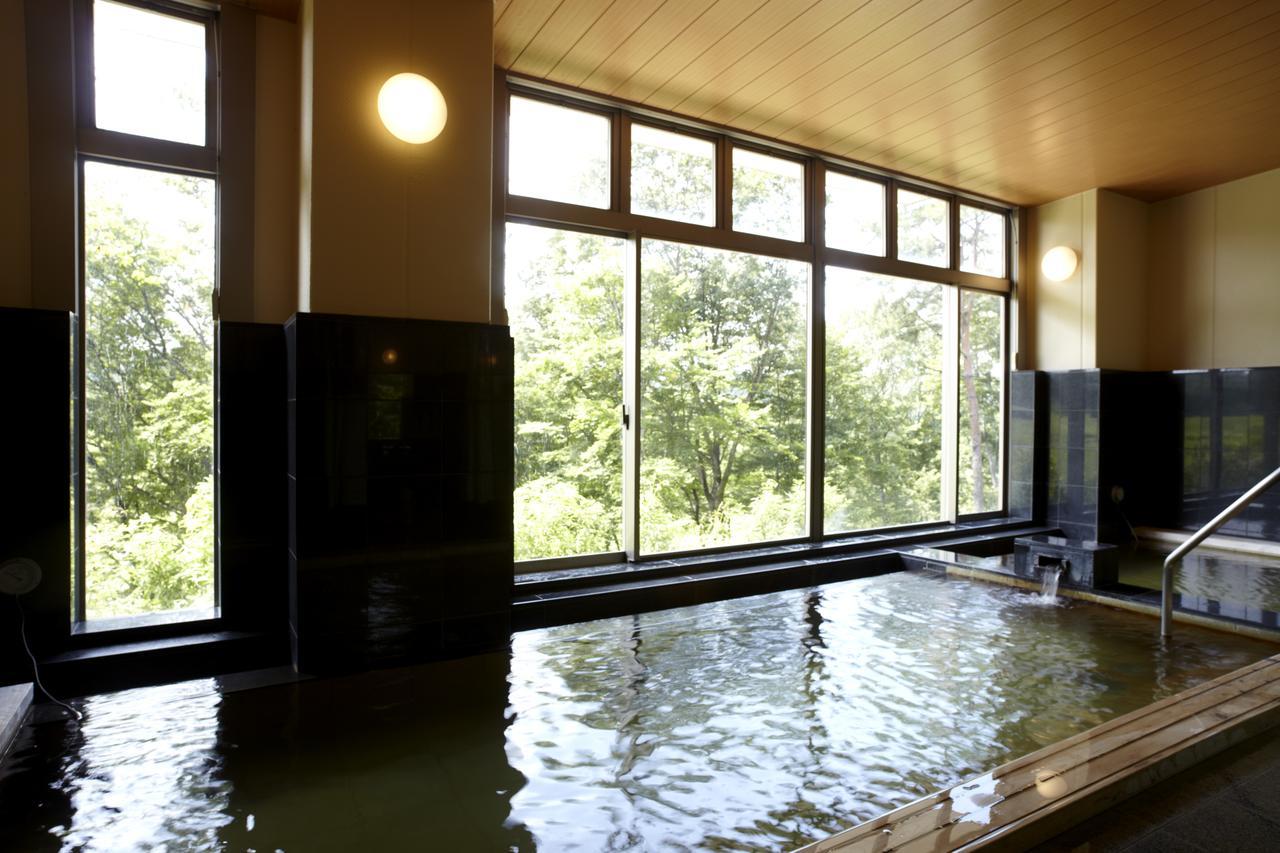 Karasuyamajo Country Club Hotel Экстерьер фото